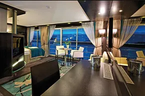 Royal Suite